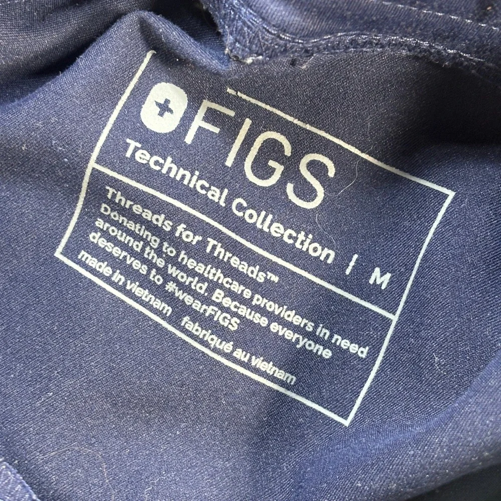 Figs Men's Medium Cargo Scrub Pants Axim Navy Blue Technical Collection 1000204R